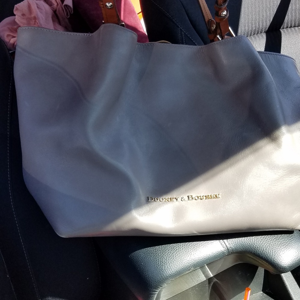 Dooney & Bourke bag